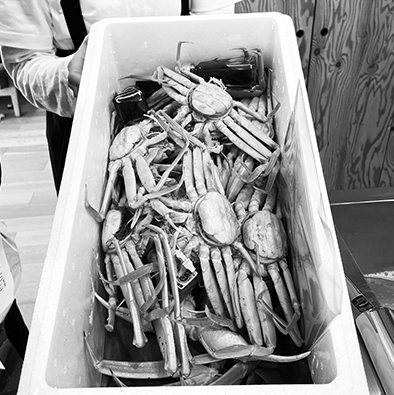 持つべきものは福井の友達